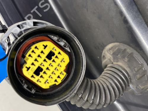 right-rear-door-citroen-c5-iii-break-rw_-2008-2009-2010-2011-2012-2013-2014-2015-2016-2017-32981898 main image