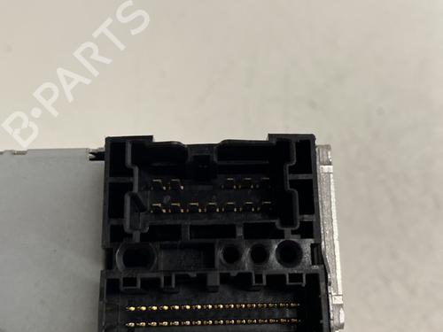 radio-renault-megane-iii-hatchback-bz01_-b3_-2008-34149221 main image