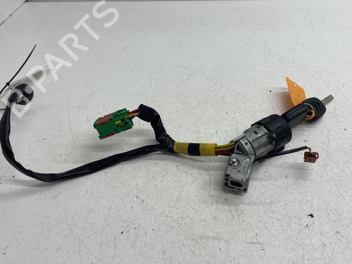 ignition-barrel-citroen-c3-i-fc_-fn_-2002-2003-2004-2005-2006-2007-2008-2009-2010-2011-2012-2013-31799711 main image