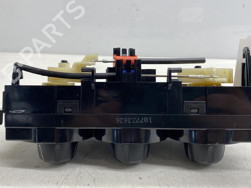 Climate control CITROËN C3 II (SC_) 1.4 HDi 70 (SC8HZC, SC8HR0, SC8HP4) | BP26978148I5 - Image 4