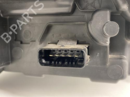 Left headlight RENAULT CLIO III (BR0/1, CR0/1) 1.5 dCi | BP28567928C28