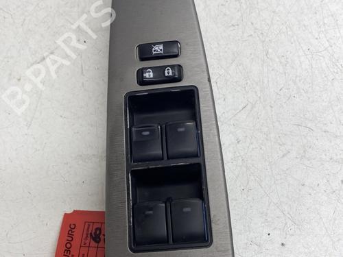 Used Left front window switch TOYOTA AVENSIS Estate (_T27_) 2.0 D-4D (ADT270_, ADT270R) (126 hp) 30971583