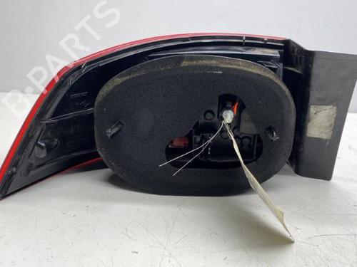 Used Right taillight Right taillight RENAULT LAGUNA II (BG0/1_) 2.0 16V (BG03, BG0Z, BG0T, BG1Y) (170 hp) 22849133 22849133