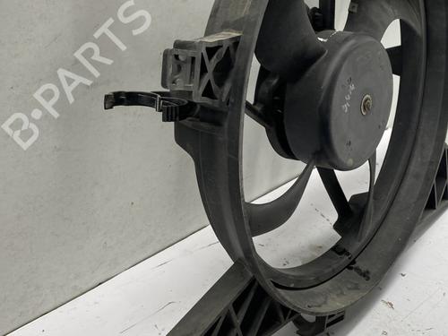 Used Radiator fan Radiator fan RENAULT TWINGO II (CN0_) 1.2 16V (CN04, CN0B) (75 hp) 29528865 29528865