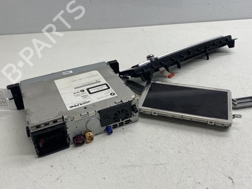 Used Radio Radio BMW 5 Touring (F11) 530 d (258 hp) 30848411 30848411