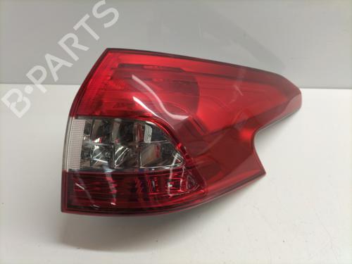 Used Right taillight Right taillight 22861995 22861995