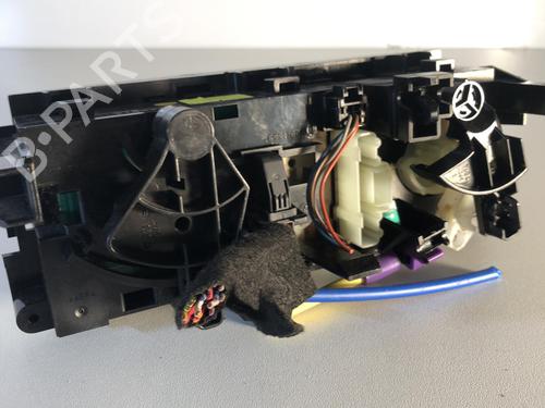 Used Climate control Climate control 22858083 22858083