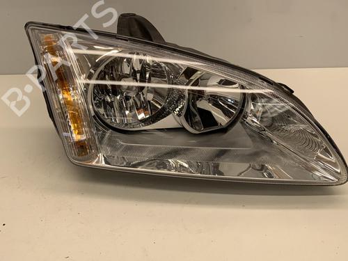 Used Right headlight FORD FOCUS II (DA_, HCP, DP) 2.0 TDCi (133 hp) 22853295