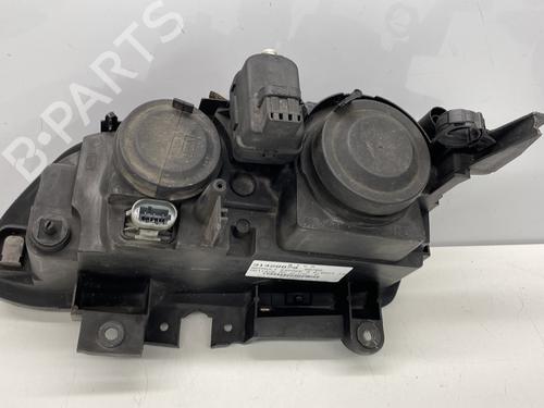 Used Right headlight Right headlight RENAULT ESPACE III (JE0_) 2.2 dCi (JE0K) (130 hp) 33304184 33304184