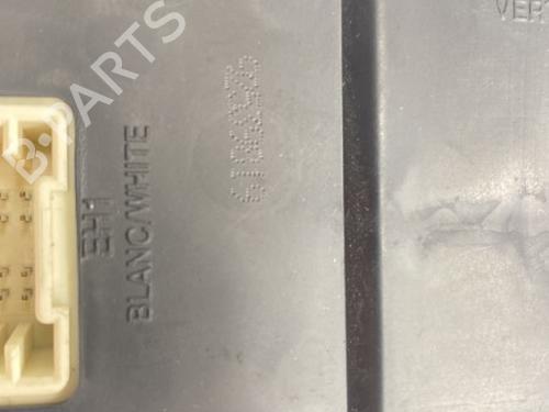 Used Fuse box Fuse box CITROËN C3 Picasso (SH_) 1.6 HDi (90 hp) 22860734 22860734