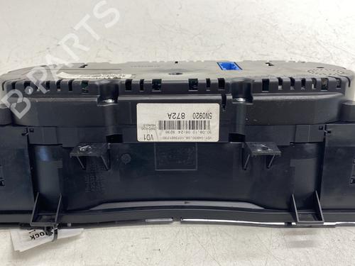 Instrument cluster VW TIGUAN (5N_) 2.0 TDI | BP28567845C47