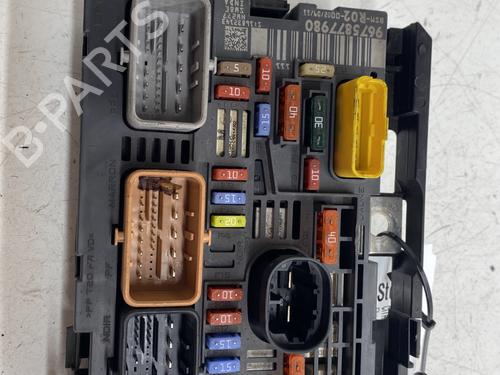 Sicherungskasten für CITROËN C5 III Break (RW_) 1.6 HDi 110 (RW9HZC) (109 hp) 32858592