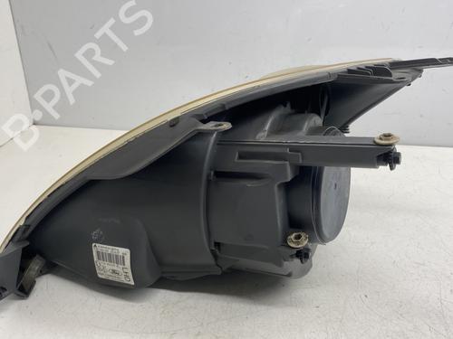 Used Right headlight Right headlight FORD FIESTA V (JH_, JD_) [2001-2014] 30822647 30822647