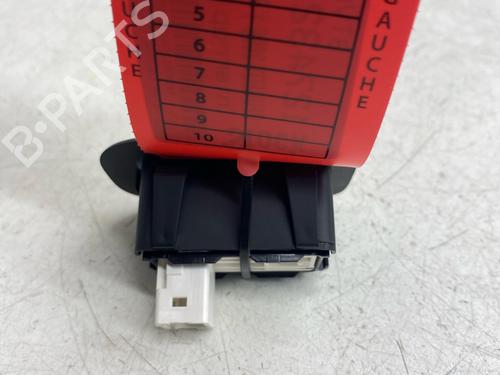 Used Right front window switch Right front window switch 38955553 38955553