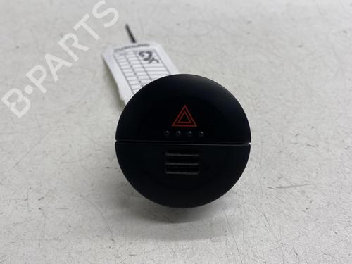 Used Warning switch NISSAN X-TRAIL I (T30) 2.2 Di 4x4 (114 hp) 33118370