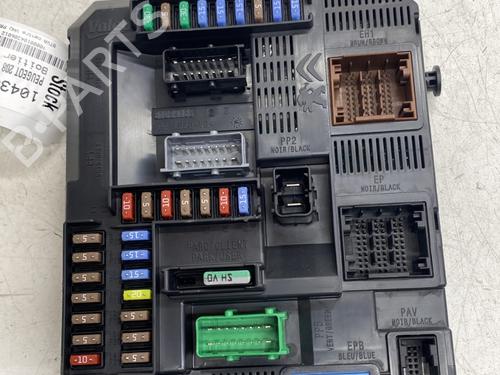 Used Fuse box PEUGEOT 208 I (CA_, CC_) 1.6 HDi / BlueHDi 75 (75 hp) 28381648