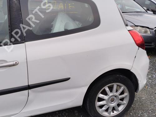 Dashboard RENAULT CLIO III (BR0/1, CR0/1) 1.2 16V | BP30822653C46  - Image 9