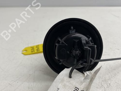 fuel-cap-citroen-c4-cactus-2014-24979965 main image