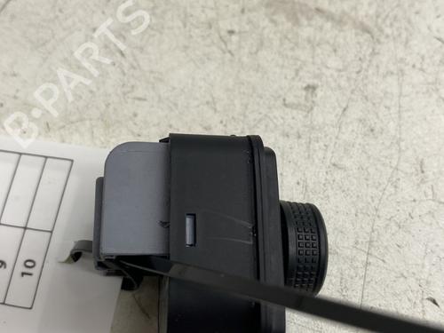 mirror-switch-vw-t-roc-a11-d11-2017-29139196 main image