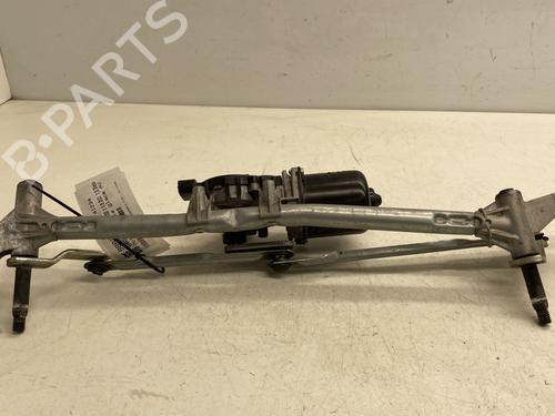 front-wiper-motor-renault-megane-iv-hatchback-b9amn_-2015-25214192 main image