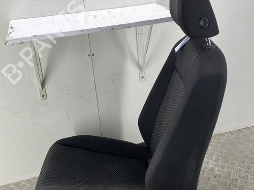 Used Right front seat Right front seat VW T-ROC (A11, D11) 1.0 TSI (110 hp) 29888923 29888923