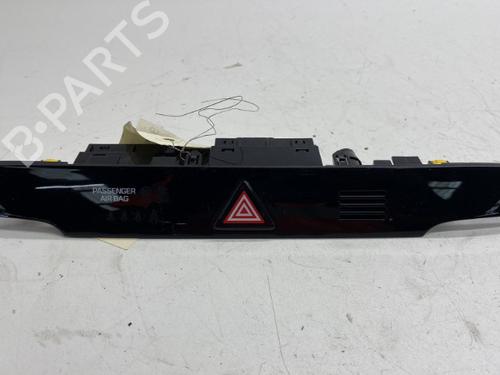 Used Warning switch HYUNDAI TUCSON (TL, TLE) 1.7 CRDi (116 hp) 22861593