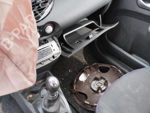 Left front fog light RENAULT TWINGO II (CN0_) 1.2 16V (CN04, CN0B) | BP23133279C30 - Image 7