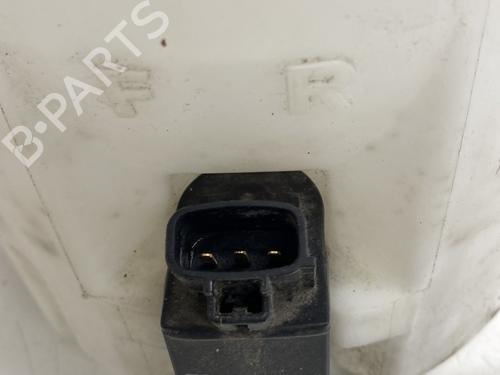 windscreen-washer-tank-toyota-yaris-_p1_-1999-2000-2001-2002-2003-2004-2005-30174447 main image