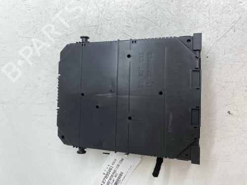 Used Fuse box Fuse box 37250949 37250949