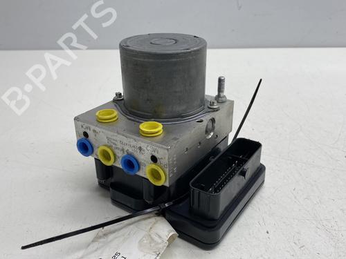 Used ABS pump JAGUAR XE (X760) 2.0 D (180 hp) 22859835