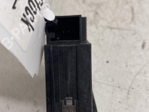 Used Warning switch Warning switch AUDI A4 B8 (8K2) 2.0 TDI (120 hp) 29375448 29375448