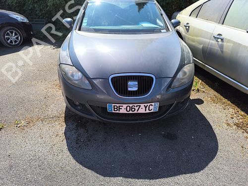 Radio SEAT LEON (1P1) 1.9 TDI | BP29870397E6  - Image 8