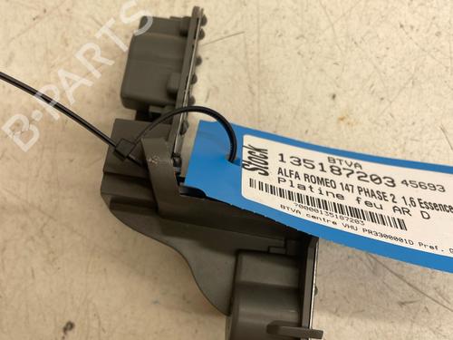Used Lamp holder Lamp holder ALFA ROMEO 147 (937_) 1.6 16V T.SPARK (937.AXA1A, 937.AXB1A, 937.BXB1A) (120 hp) 40609921 40609921