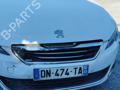 Brugte PEUGEOT 308 II (LB_, LP_, LW_, LH_, L3_) 1.2 THP 110 (110 hp) 4290633