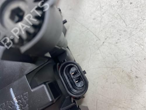 left-front-fog-light-honda-cr-v-iv-rm_-2012-38635287 main image