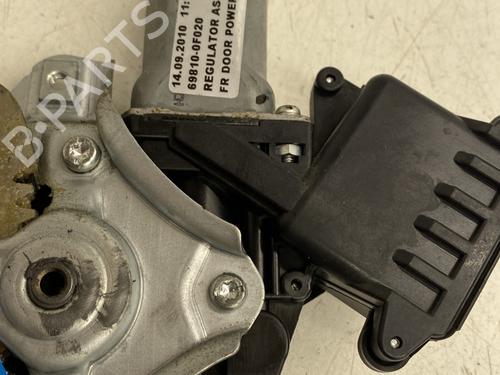 Alzavetro anteriore destra TOYOTA COROLLA Liftback (_E11_) 1.4 (EE111_, EE111R) | BP30752521C23 