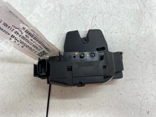 tailgate-lock-citroen-c3-picasso-sh_-2008-36880603 main image