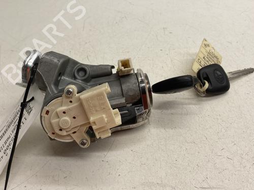 Clé de contact TOYOTA AURIS (_E15_) 2.0 D-4D (ADE150_, ADE150R) (126 hp) 31915895