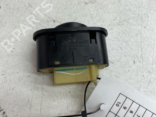 Used Mirror switch Mirror switch 37501732 37501732