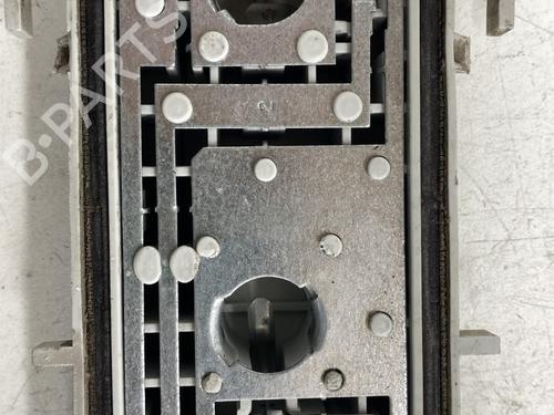 Lamp holder RENAULT CLIO II (BB_, CB_) 1.5 dCi (B/C2J) | BP29375423L10 