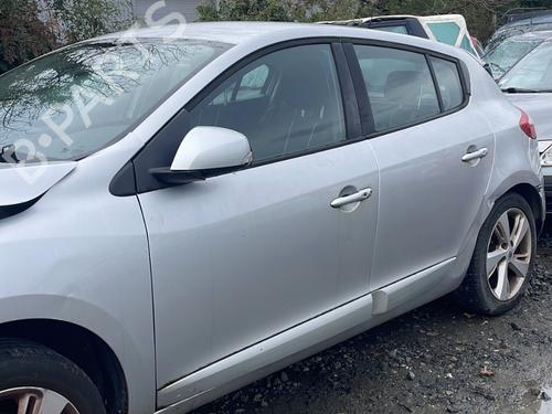 Switch RENAULT MEGANE III Hatchback (BZ0/1_, B3_) 1.5 dCi (BZ09, BZ0D, BZ1W, BZ29, BZ14) | BP32337393I30 - Image 9