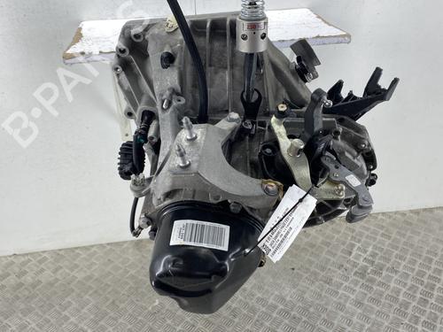 Used Gearbox Gearbox DACIA SANDERO II TCe 90 (B8M1, B8MA, B8AC) (90 hp) 32858652 32858652