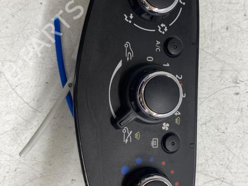 Used Climate control DACIA DUSTER (HS_) 1.5 dCi (109 hp) 28567820