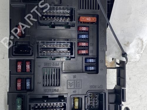 Used Fuse box Fuse box PEUGEOT 206 Hatchback (2A/C) 1.1 i (60 hp) 23887773 23887773
