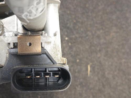 Used Front wiper motor VW GOLF PLUS V (5M1, 521) 1.9 TDI (105 hp) 22857338