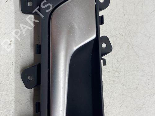 front-left-exterior-door-handle-audi-a4-b8-avant-8k5-2007-2008-2009-2010-2011-2012-2013-2014-2015-2016-2017-30848392 main image