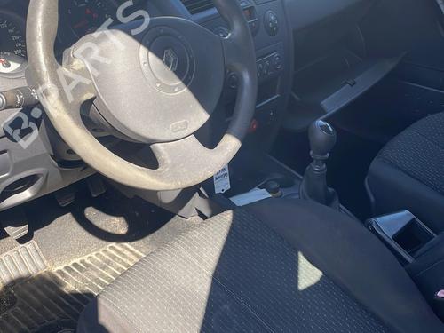 Card reader RENAULT MEGANE II (BM0/1_, CM0/1_) 1.9 dCi (BM0G, CM0G) | BP32008243E4 