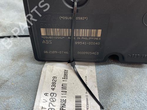 Pompa ABS Pompa ABS TOYOTA YARIS (_P9_) 1.0 VVT-i (KSP90_, KSP90R) (69 hp) 37412906 37412906