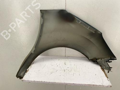 Used Left front fenders Left front fenders 38332332 38332332