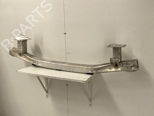 Used Front bumper reinforcement Front bumper reinforcement 22856615 22856615